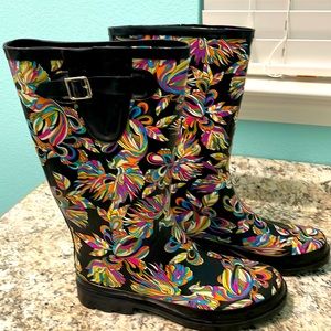 Sakroots rain boots